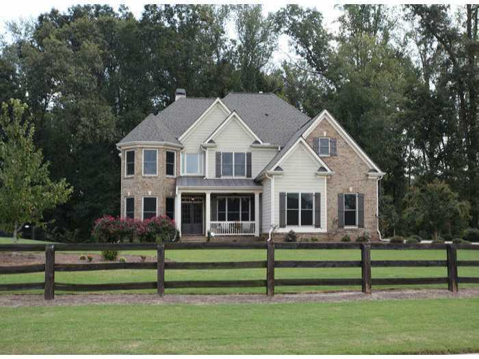 4035 Copper Leaf Ln., Cumming, GA 30040