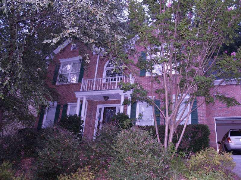 2037 Whitfield Ln., Lawrenceville, GA 30043