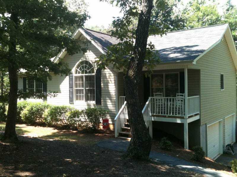 369 Royal Oaks Ln., Dahlonega, GA 30533