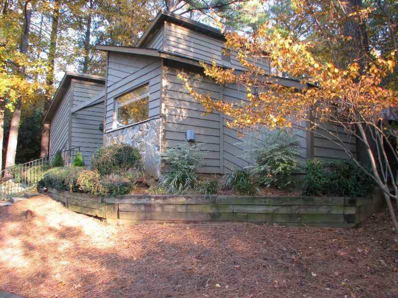 866 Bonnie Glen Dr., Marietta, GA 30067