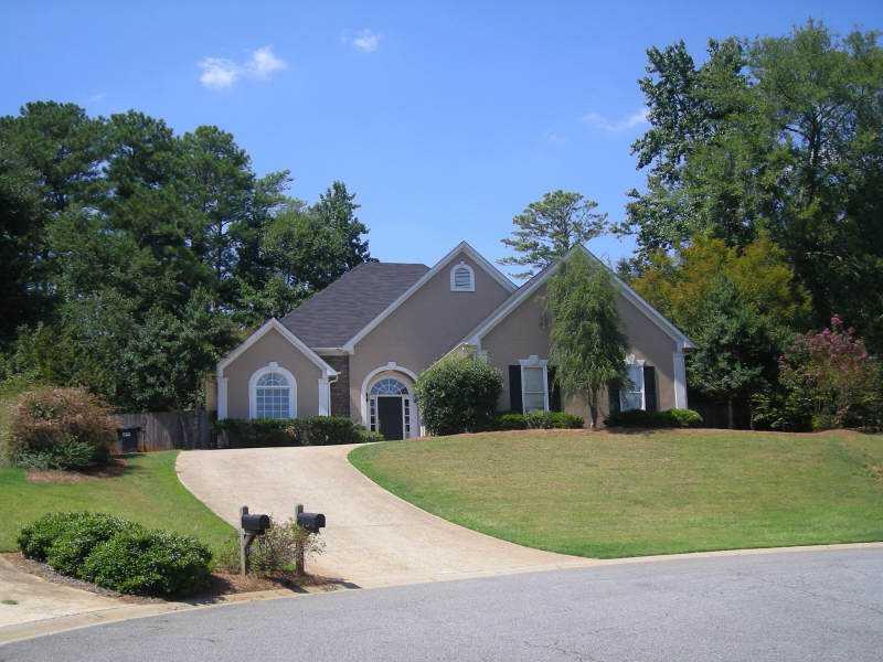 3903 NW Lansing Ct., Kennesaw, GA 30144