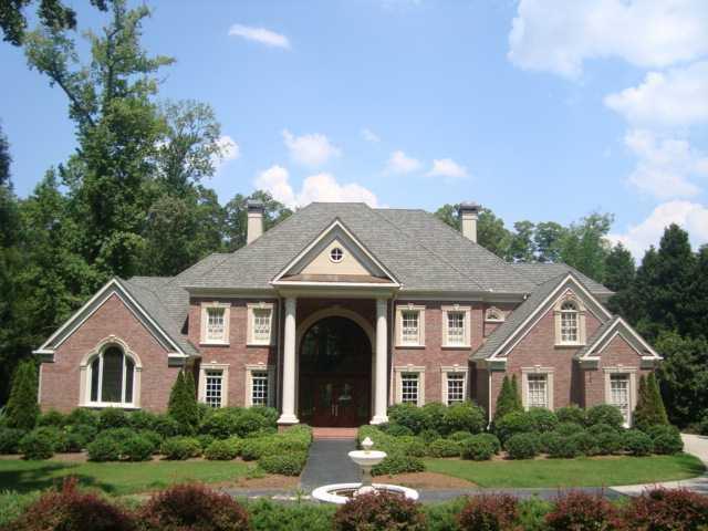 720 W Conway Dr., Atlanta, GA 30327