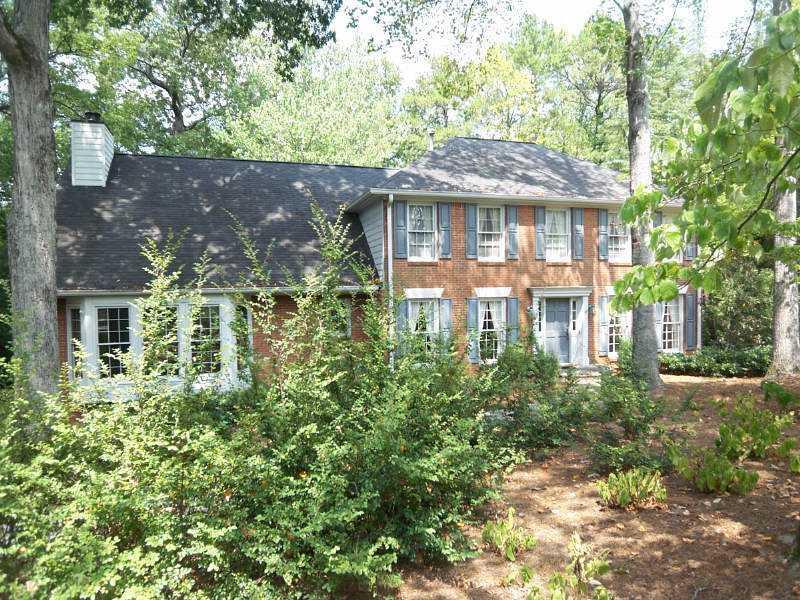 5106 Baroque Cir., Atlanta, GA 30342