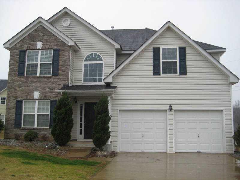 4333 Beaver Tree St., Loganville, GA 30052