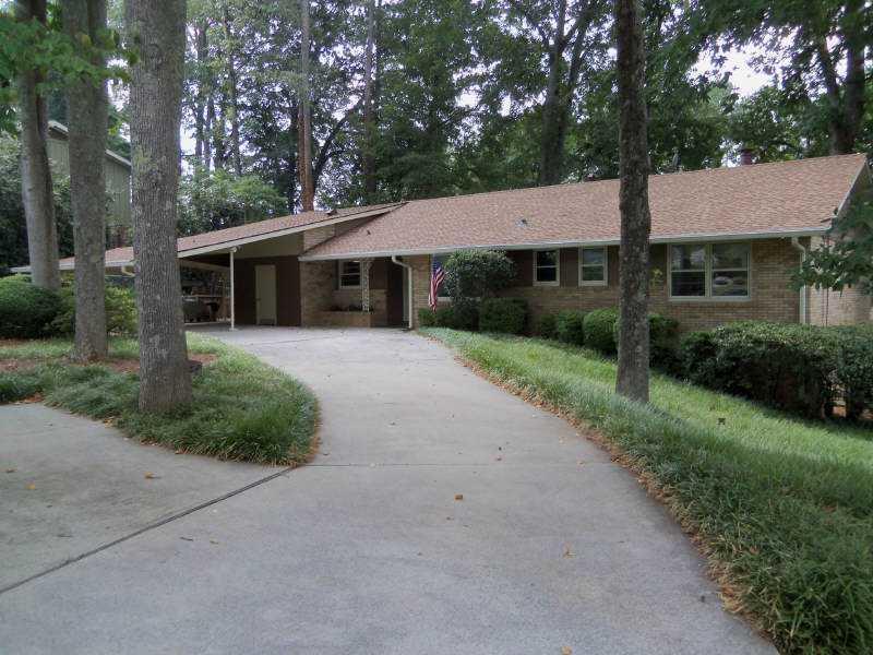 6618 Cherry Tree Ln., Sandy Springs, GA 30328