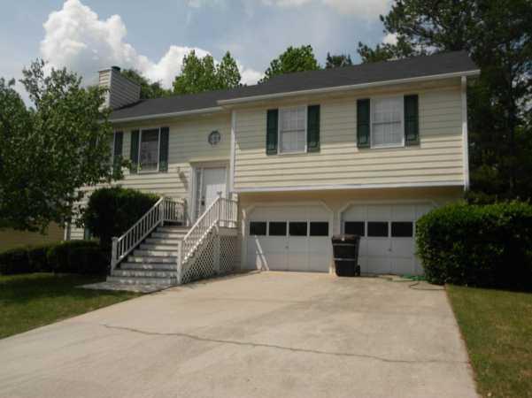 4369 Port Ln., Powder Springs, GA 30127