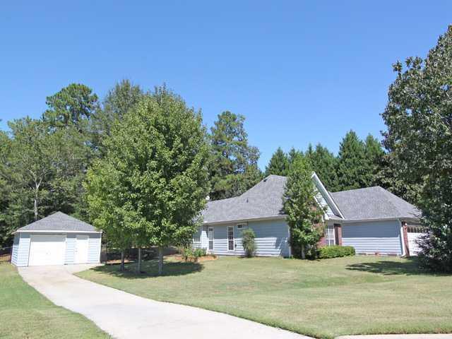 2330 Crystal Ct., Loganville, GA 30052