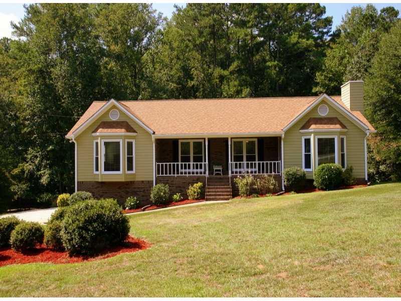 142 Junaluska Dr., Woodstock, GA 30188