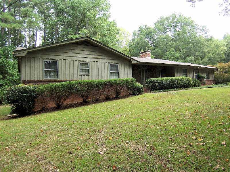 6244 Holt Rd., Lithonia, GA 30058