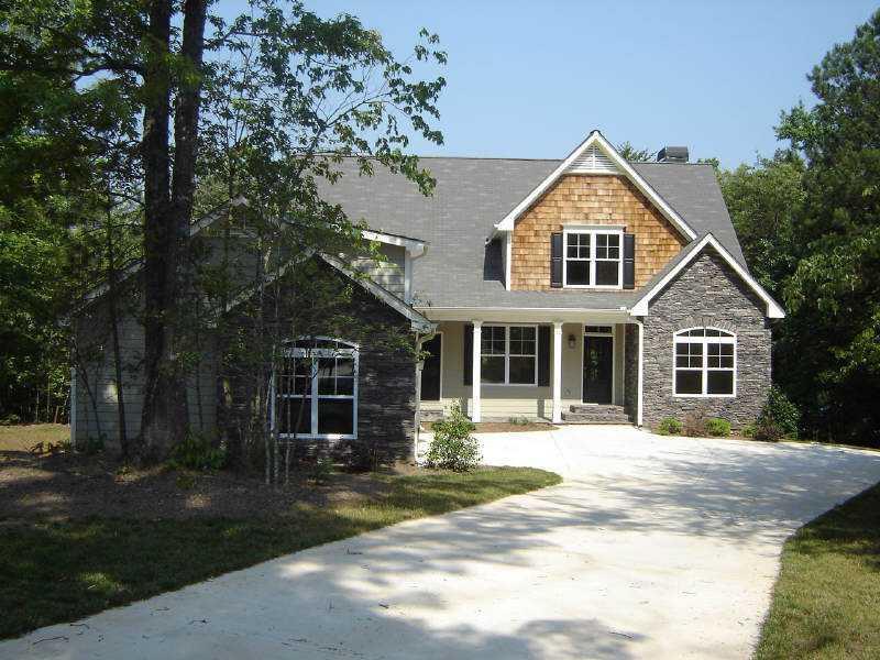 105 Fern Park Dr., Dawsonville, GA 30534