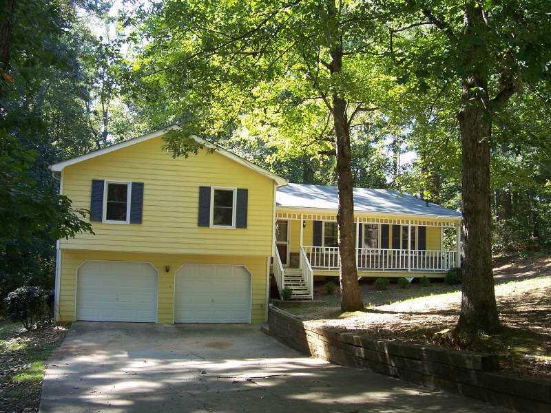 2549 Kings Pistol Ct., Grayson, GA 30017