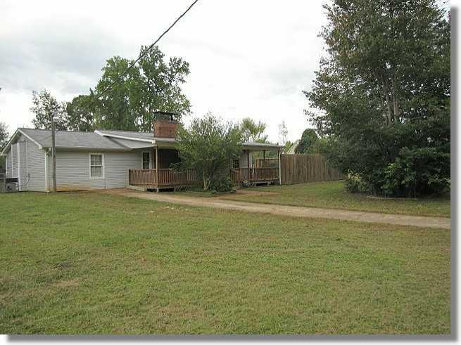 255 Hiram Way, Hiram, GA 30141