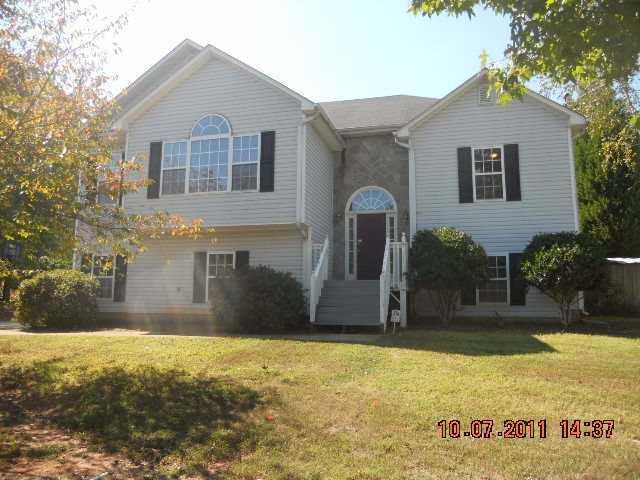 5281 Brookshire Ct., Douglasville, GA 30135