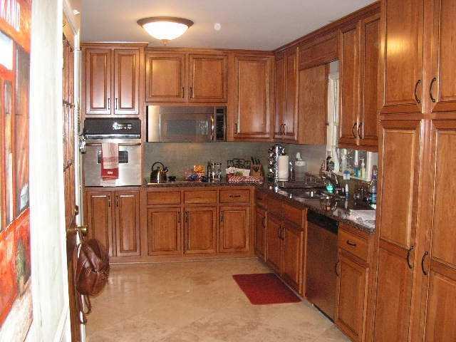 125 Sunset Ct., Roswell, GA 30075