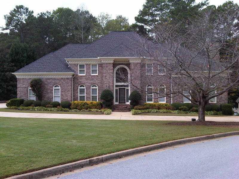 5035 Chedworth Dr., Stone Mountain, GA 30087