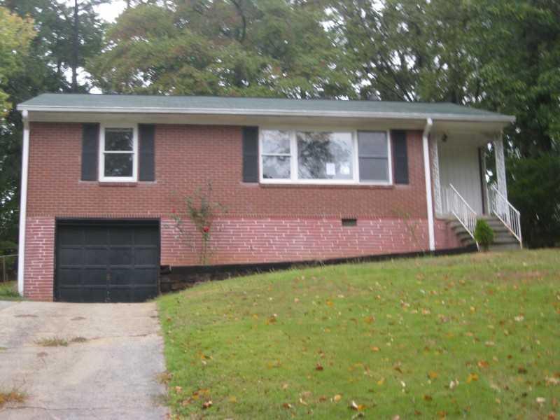 3426 Raymond Dr., Atlanta, GA 30340