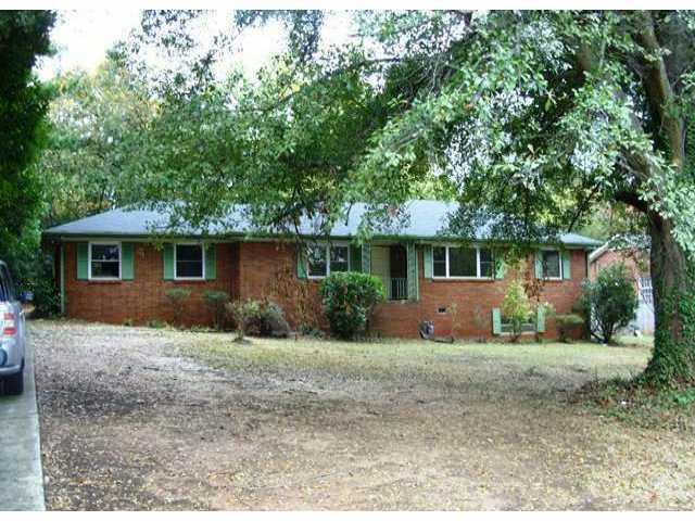 1729 Austin Dr., Decatur, GA 30032