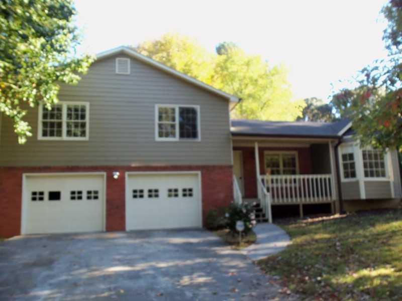 113 Presidential Dr., Dallas, GA 30157