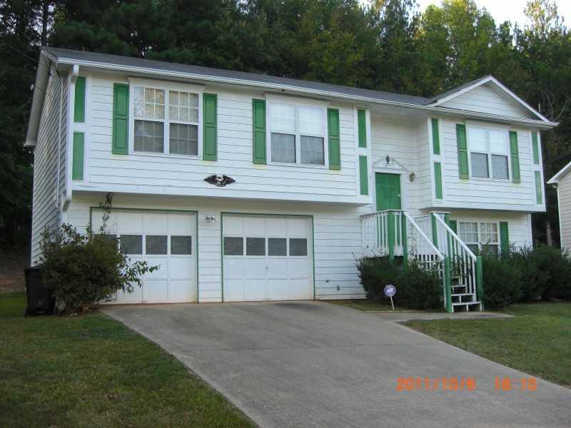 7763 Melanie Dr., Douglasville, GA 30134