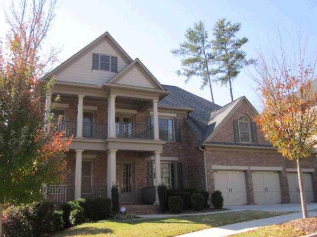 1025 Westcroft Ln., Roswell, GA 30075