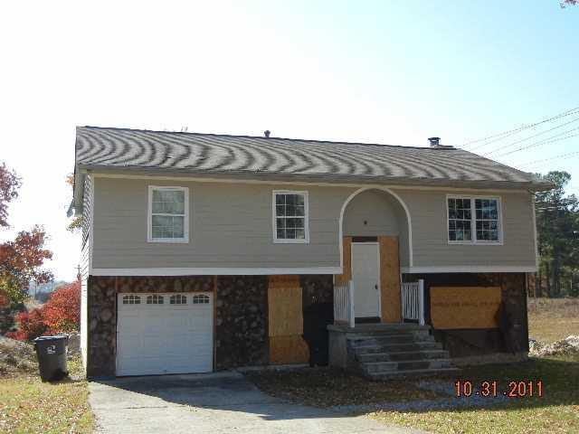 1012 Dundee Dr., Lilburn, GA 30047