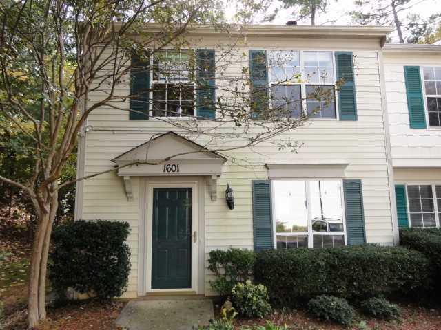 1601 Queen Anne Ct., Atlanta, GA 30350