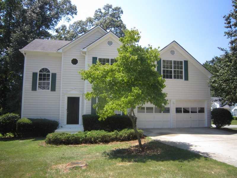 55 Park Meadows Dr., Lawrenceville, GA 30044
