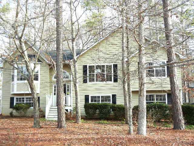 226 Mill Pointe Dr., Dallas, GA 30157