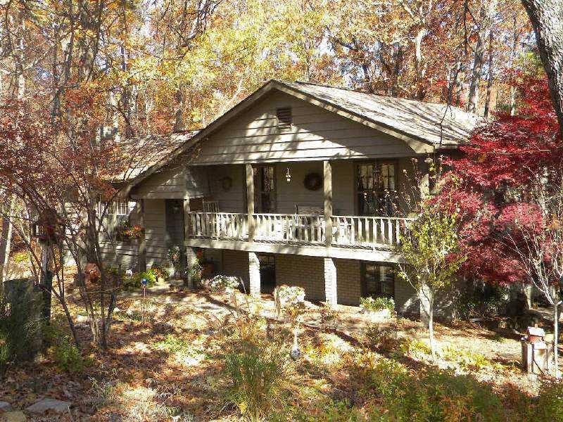 122 Ridgewood Dr., Waleska, GA 30183