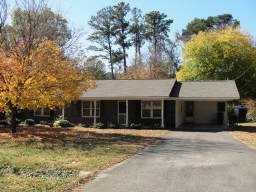 111 Deer Park Ln., Calhoun, GA 30701