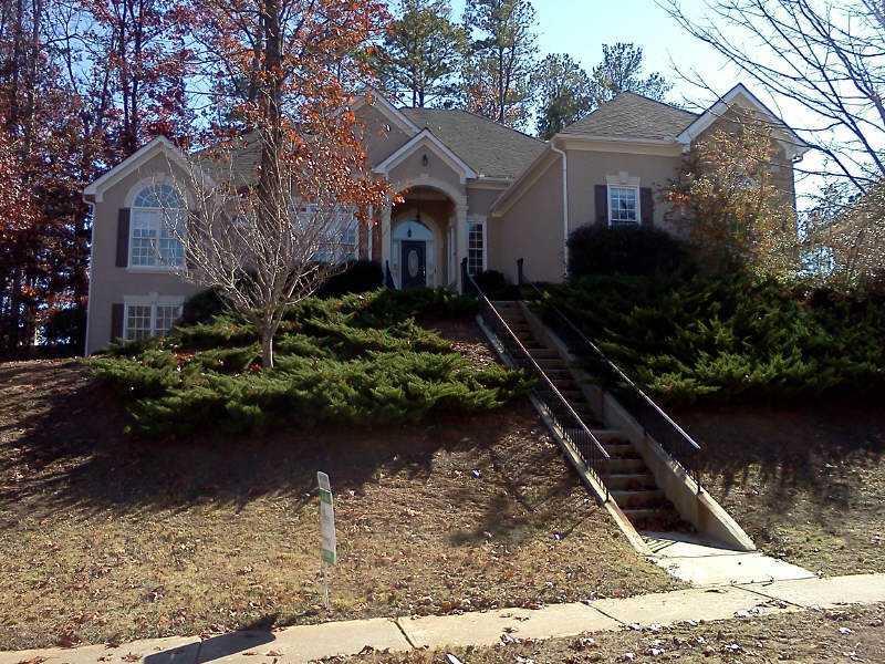 724 Walden Blvd., Atlanta, GA 30349