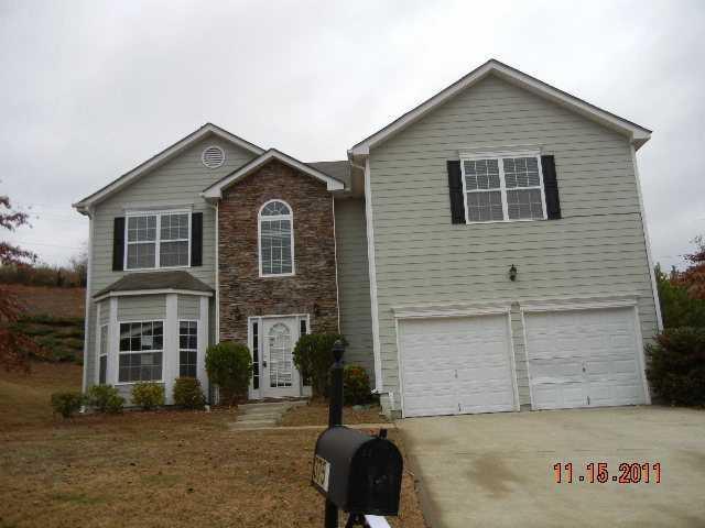 375 Sugarberry Ln., Suwanee, GA 30024