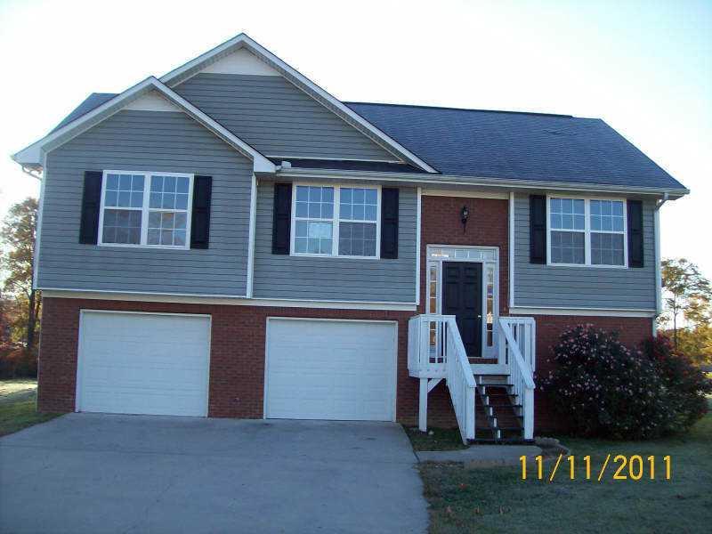 161 Lilac Way, Calhoun, GA 30701
