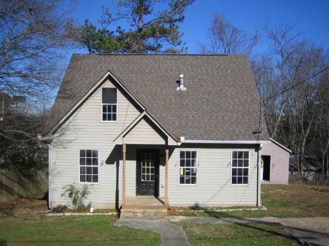 106 Florence Dr., Acworth, GA 30101