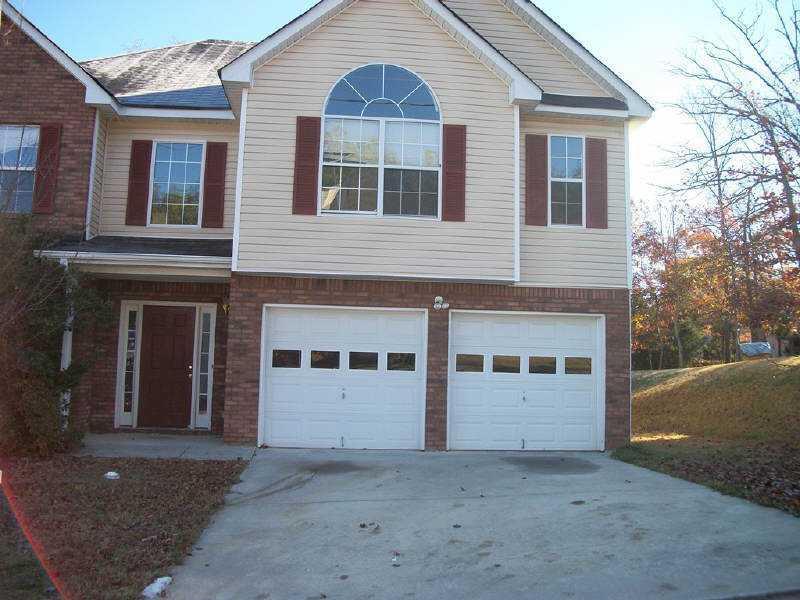 1274 Live Oak Ter., Lithonia, GA 30058