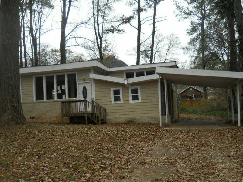 1587 Wainwright Dr., Atlanta, GA 30316