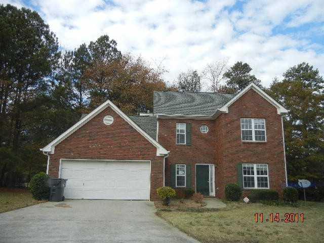 310 Thornberry Ct., Lawrenceville, GA 30044