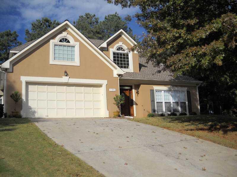 175 Nesbit Ridge Dr., Roswell, GA 30076