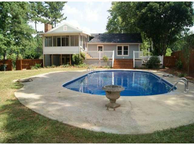 1152 Hickory Rd., Canton, GA 30115