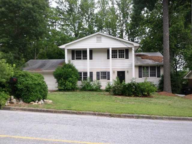 5590 Scofield Rd., Atlanta, GA 30349