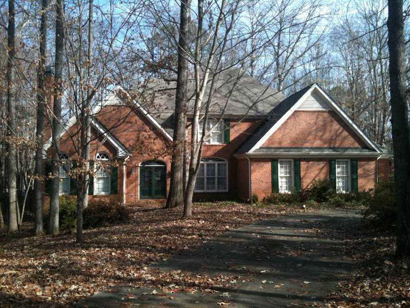 5215 Overbend Tr., Suwanee, GA 30024