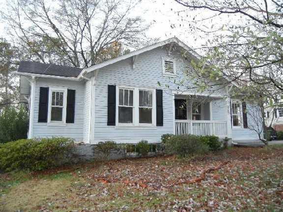 1644 Carroll Dr., Atlanta, GA 30318