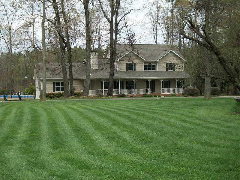 300 Mcdaniel Rd., Calhoun, GA 30701