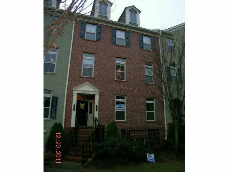 851 Perennial Dr. #99, Sandy Springs, GA 30328