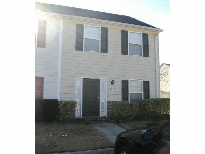 1919 Shawn Wayne Cir., Atlanta, GA 30316