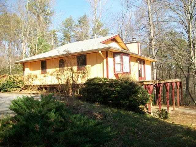 86 Waldheim Strasse St., Helen, GA 30545