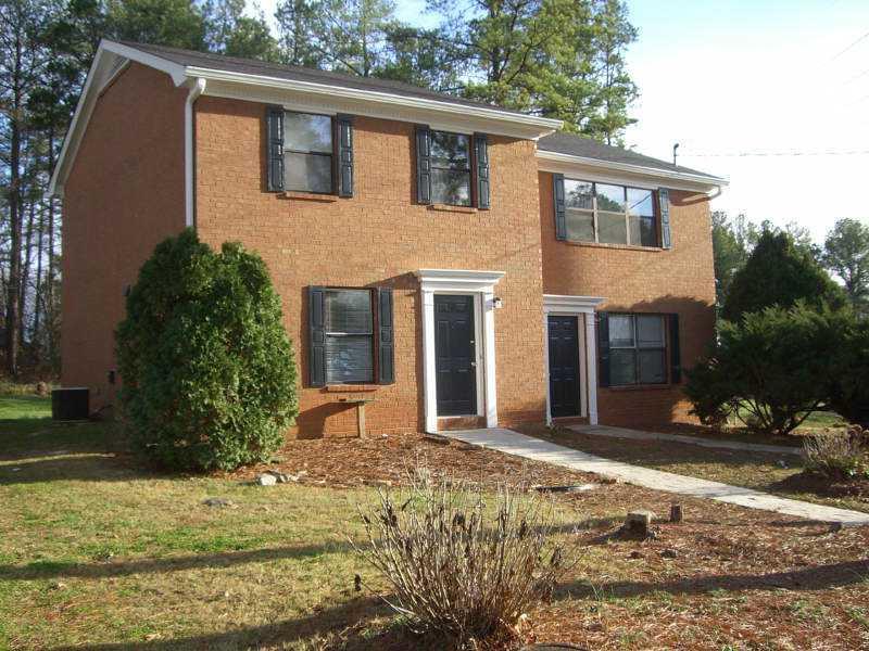 510 Charleston Ln., Lawrenceville, GA 30046