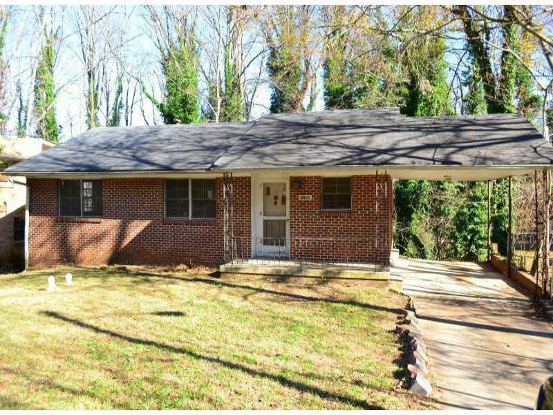 2766 Delowe Dr., Atlanta, GA 30344