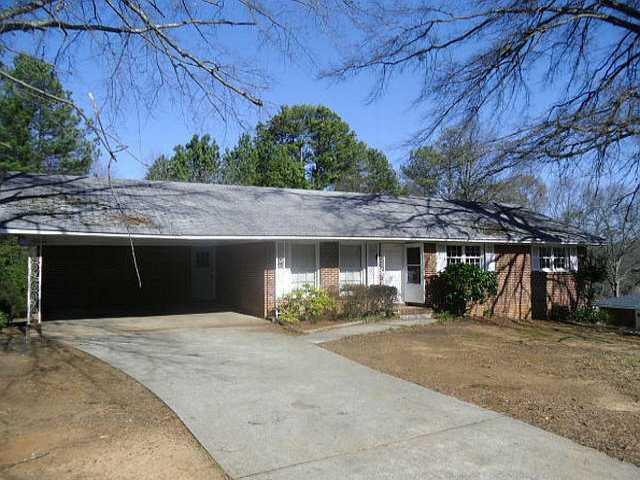 3946 Louise St., Powder Springs, GA 30127