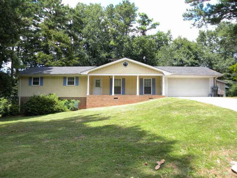 2469 Farmington Ct., Lawrenceville, GA 30044
